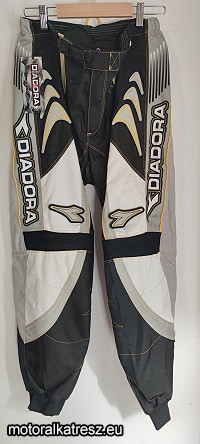 Diadora D-Point 2 szürke-fekete-fehér cross nadrág L (1 db)